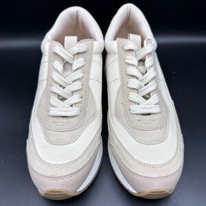 Universal Thread - Courtney Sneakers - Women’s